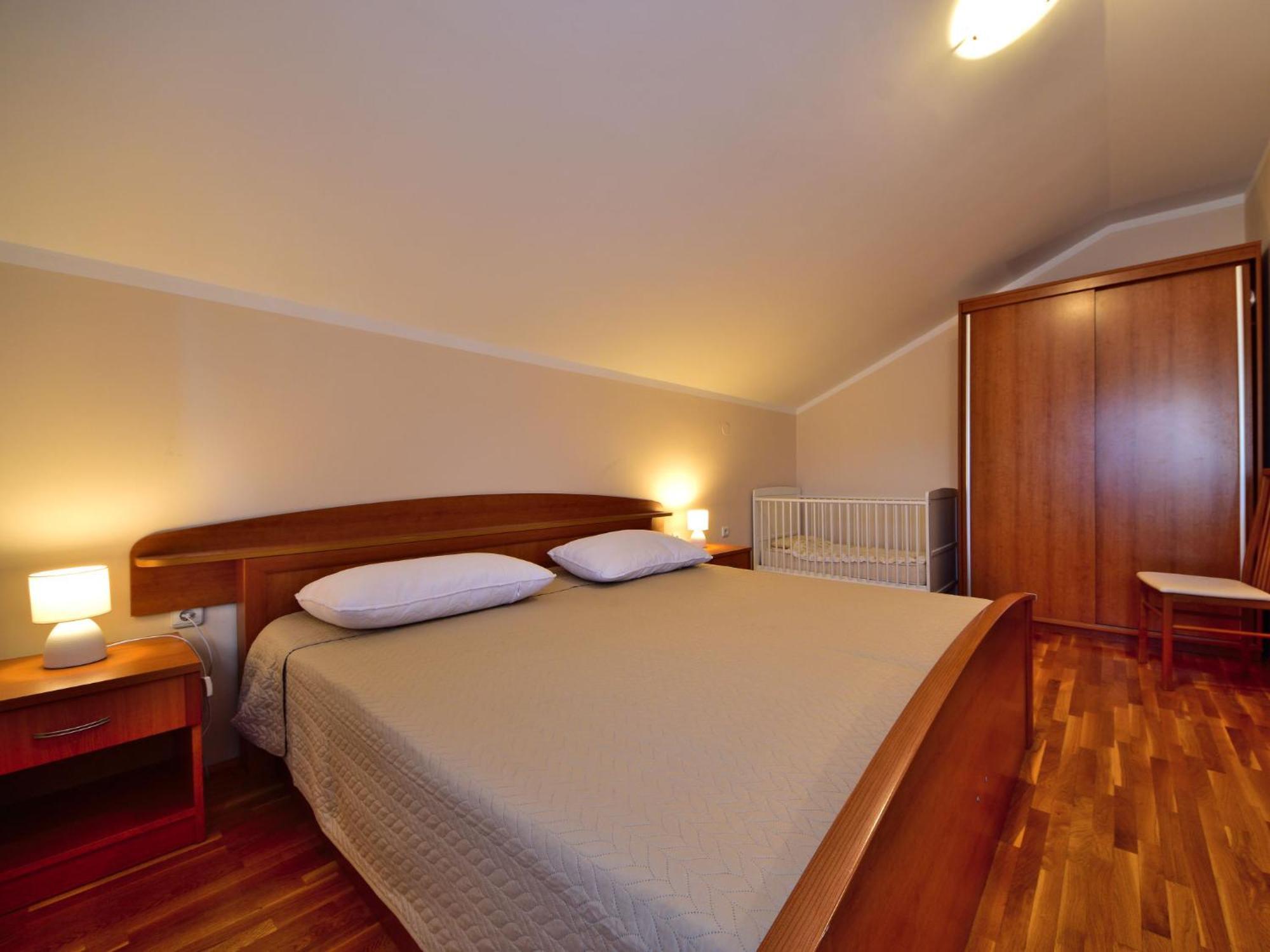 Apartment Olga-5 By Interhome Banjol Εξωτερικό φωτογραφία