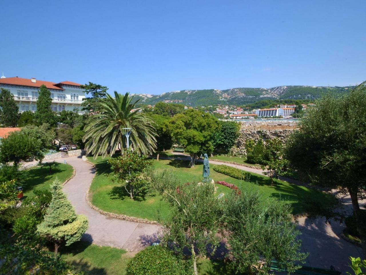 Apartment Olga-5 By Interhome Banjol Εξωτερικό φωτογραφία